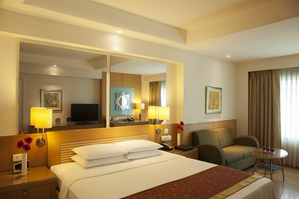 Courtyard By Marriott Chennai Hotel Kültér fotó