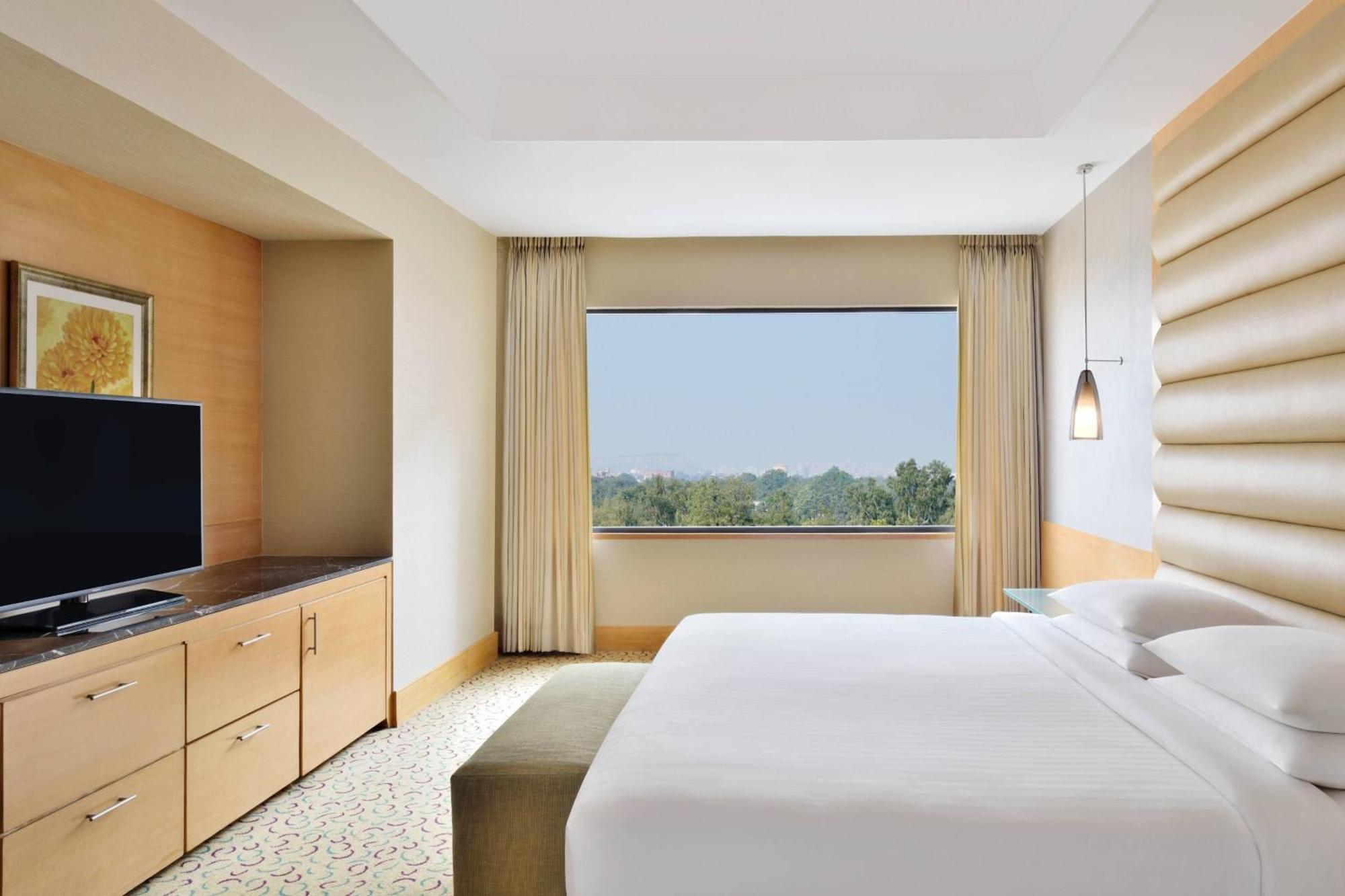 Courtyard By Marriott Chennai Hotel Kültér fotó