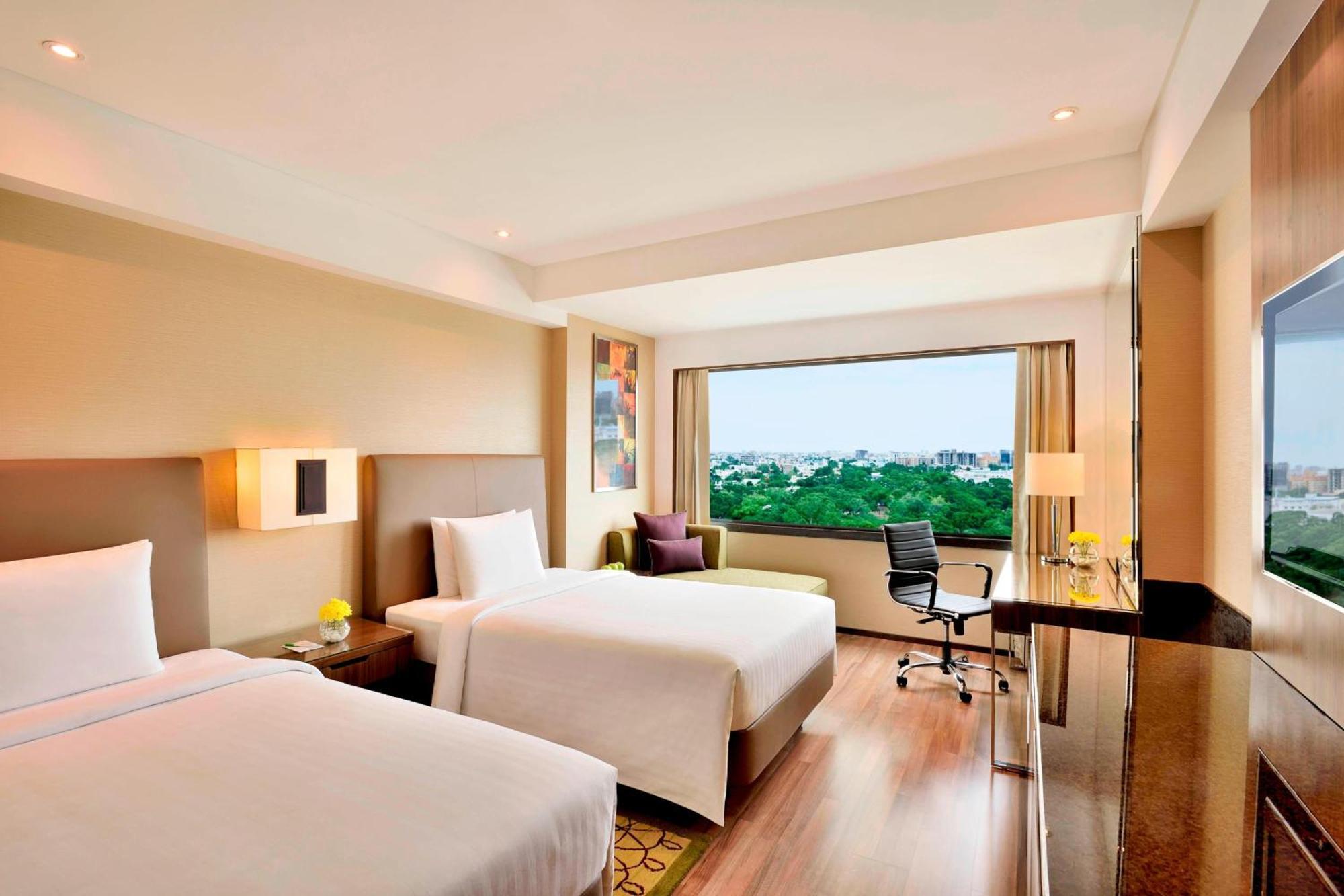 Courtyard By Marriott Chennai Hotel Kültér fotó