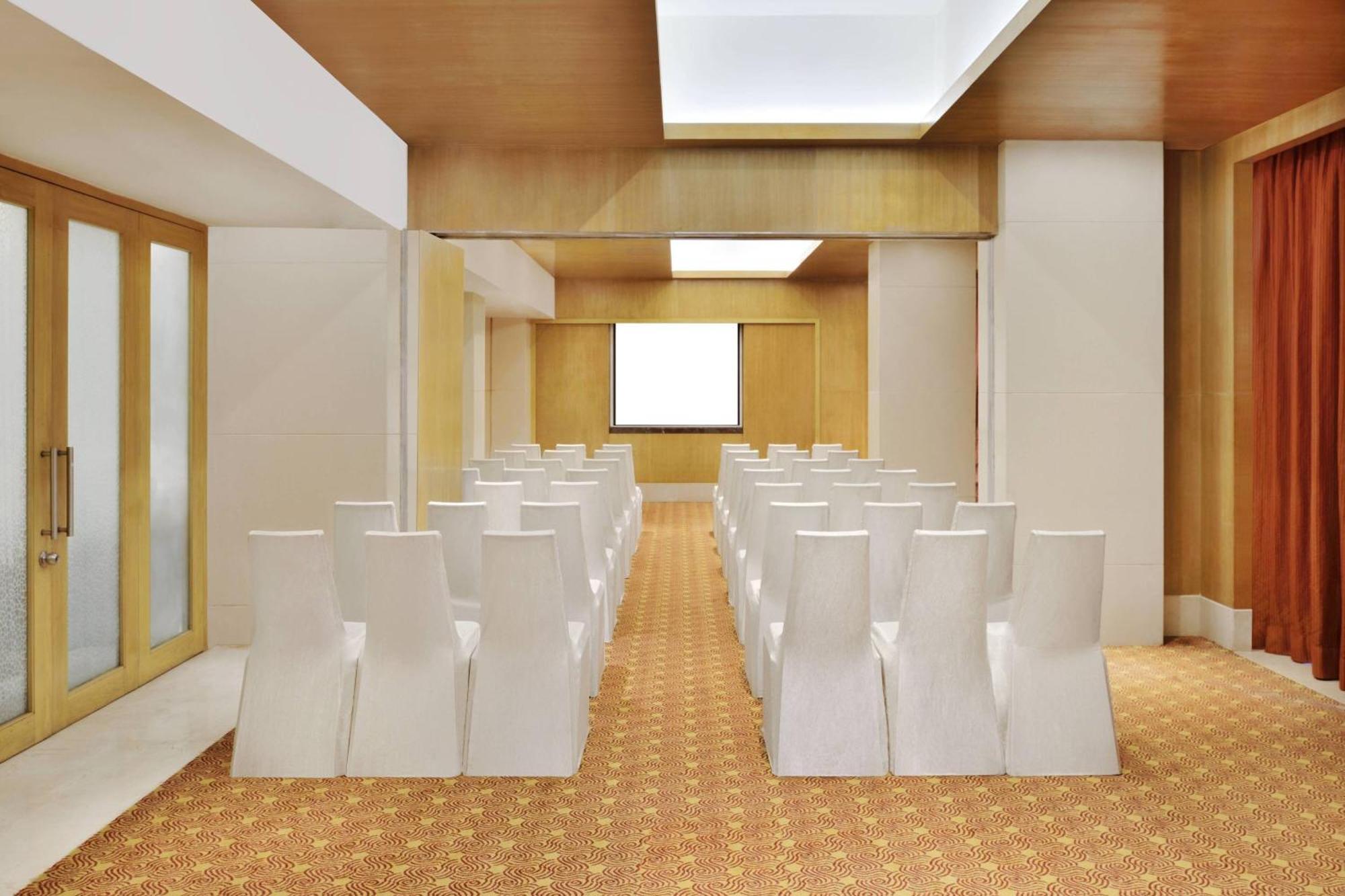 Courtyard By Marriott Chennai Hotel Kültér fotó