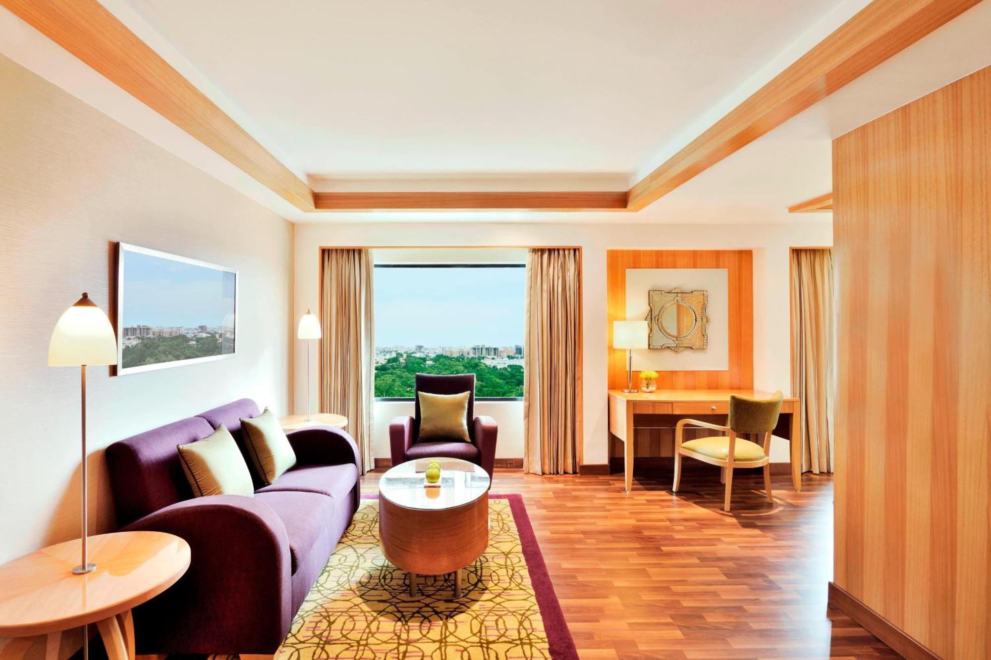 Courtyard By Marriott Chennai Hotel Kültér fotó